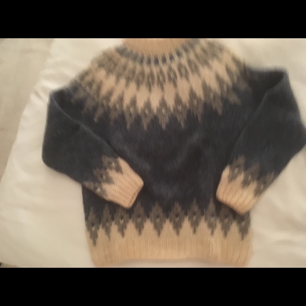 Women’s Icelandic Wool Sweater